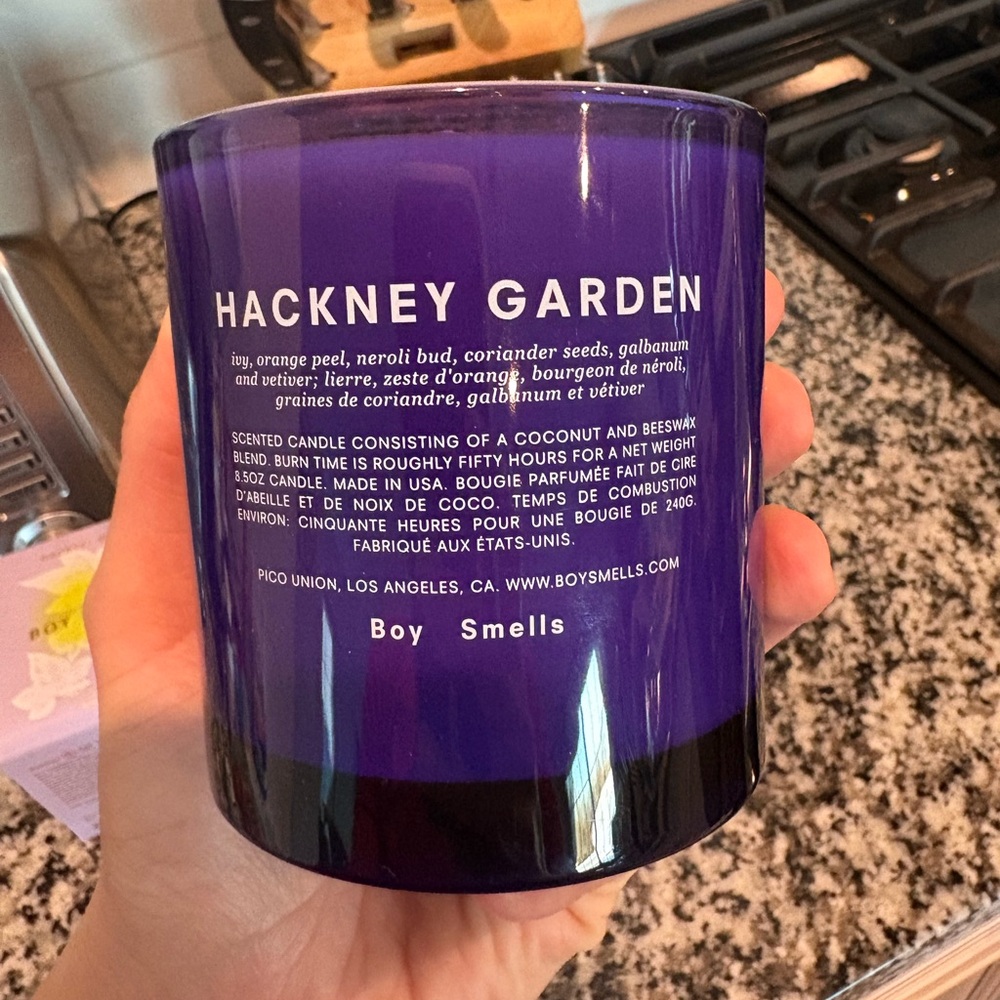 Boy smells hackney garden candle NWT